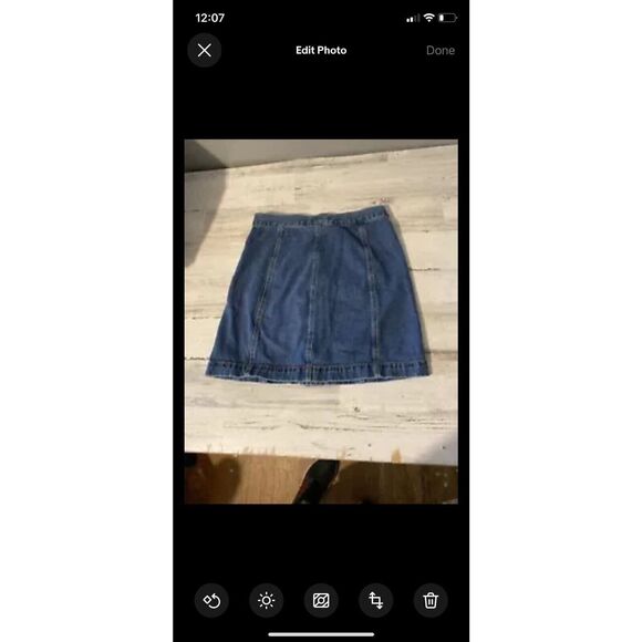 Forever 21 Women's Size‎ Small Denim Button Front Jean Skirt - Picture 6 of 6